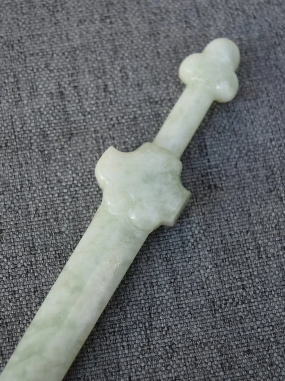 Green Sword Carved Hairpin - Serpentine Jade Hair Stick